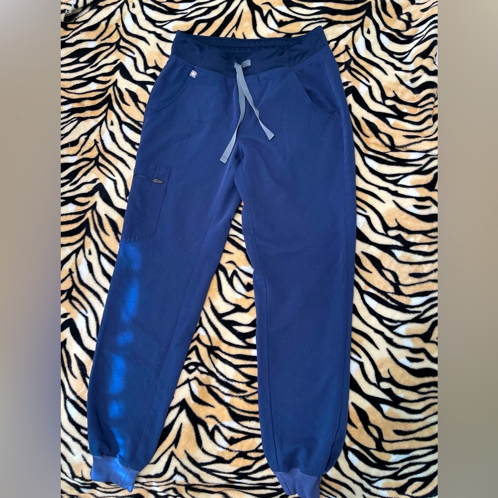 Figs pants